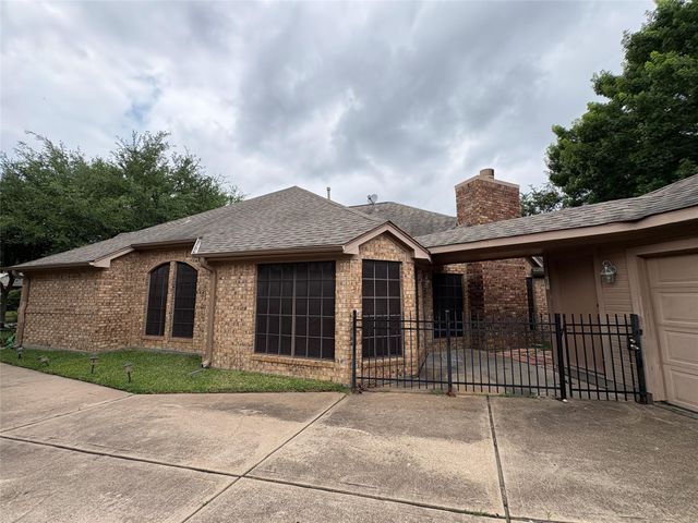 1631 Berkoff Drive, Sugar Land, TX 77479