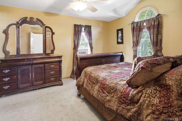 830 Terry Road, Hauppauge, NY 11788