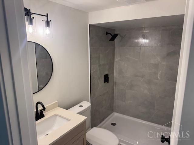 6824 St Rt 48, Goshen Twp, OH 45140