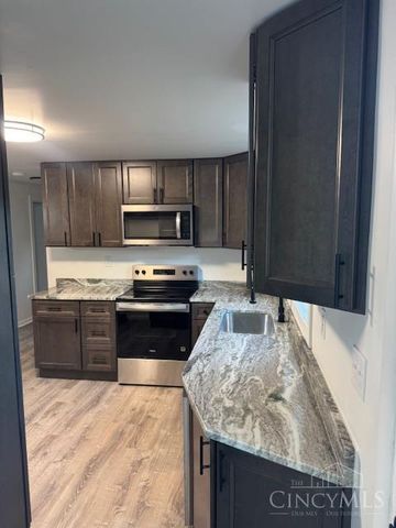 6824 St Rt 48, Goshen Twp, OH 45140