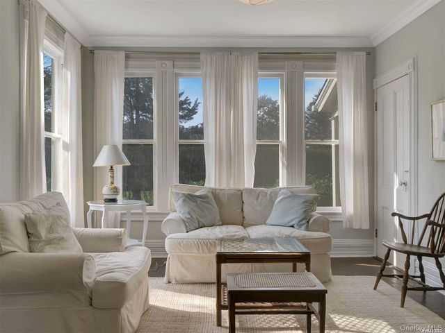 51 Quogue Street, Quogue, NY 11959