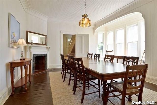 51 Quogue Street, Quogue, NY 11959