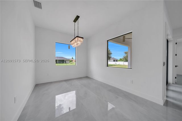 3304 18 St SW, Lehigh Acres, FL 33976