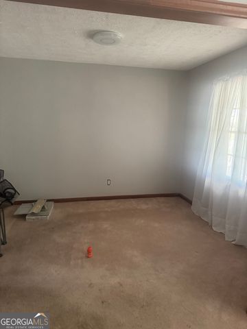 611 Woods Drive NW, Atlanta, GA 30318