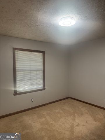 611 Woods Drive NW, Atlanta, GA 30318