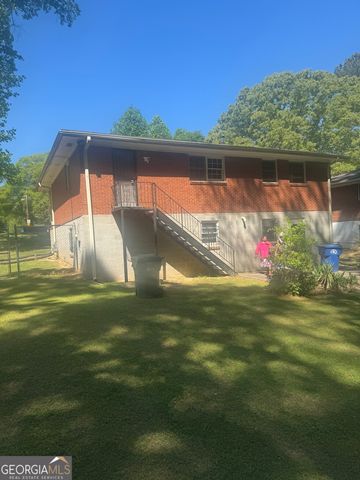 611 Woods Drive NW, Atlanta, GA 30318
