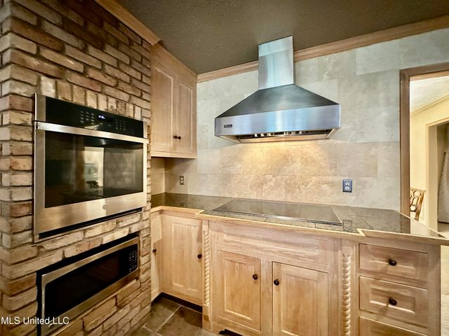 307 Longwood Drive, Clinton, MS 39056