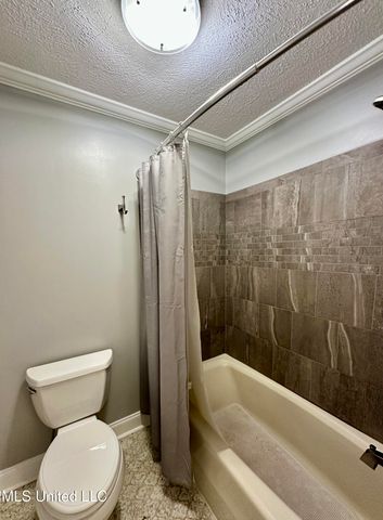 307 Longwood Drive, Clinton, MS 39056