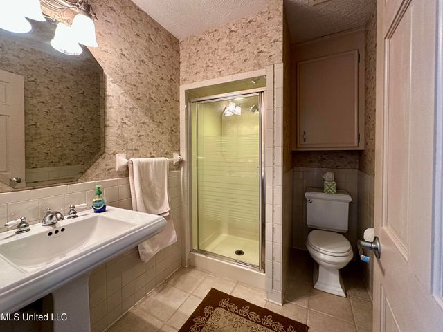 307 Longwood Drive, Clinton, MS 39056