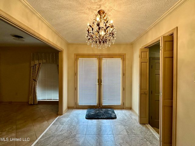 307 Longwood Drive, Clinton, MS 39056