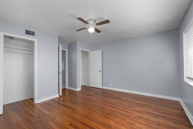 5837 Locke Avenue D, Fort Worth, TX 76107