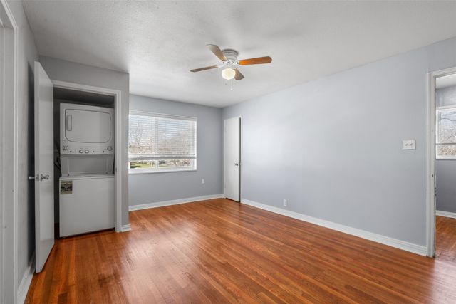 5837 Locke Avenue D, Fort Worth, TX 76107