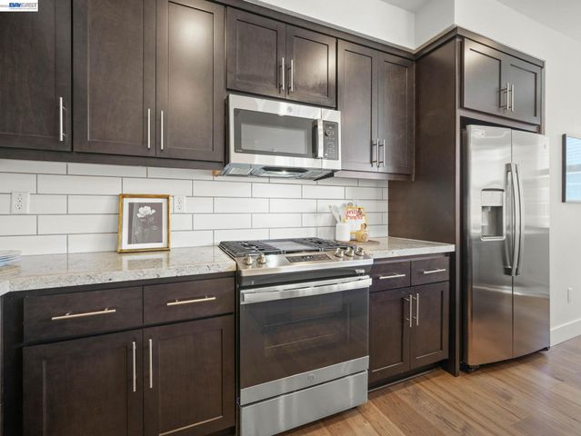 37613 Salt Grass Rd, Newark, CA 94560