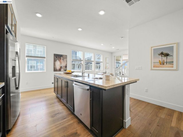 37613 Salt Grass Rd, Newark, CA 94560