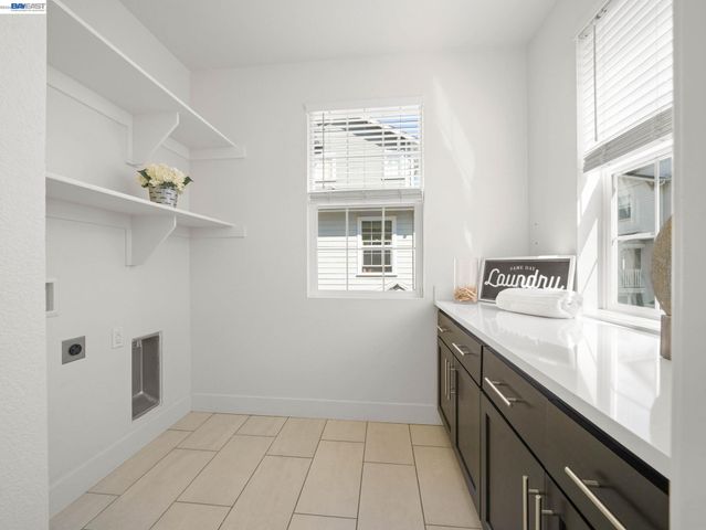 37613 Salt Grass Rd, Newark, CA 94560