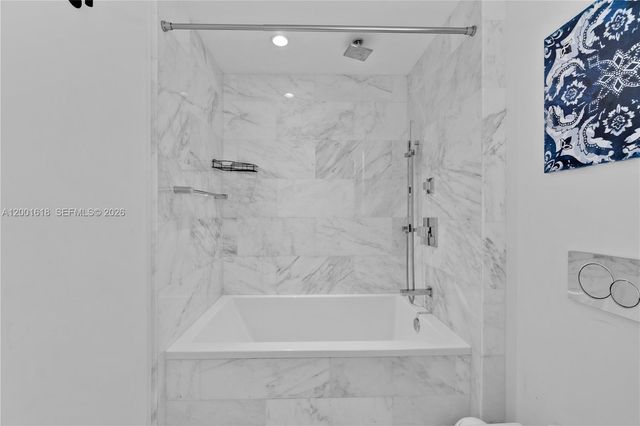 1451 Brickell Ave 1004, Miami, FL 33131