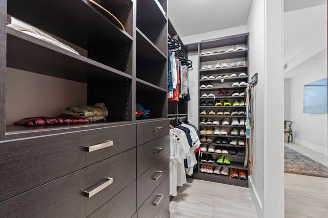 2770 NE 14TH Street 203, Fort Lauderdale, FL 33304