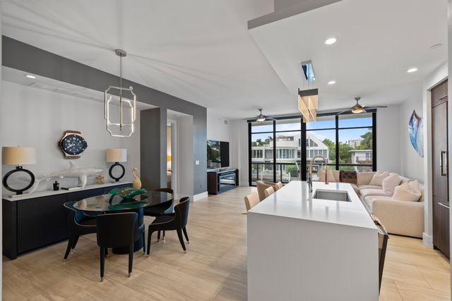 2770 NE 14TH Street 203, Fort Lauderdale, FL 33304