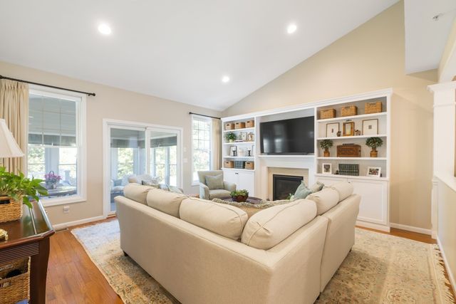12 Allison Way 12, Natick, MA 01760