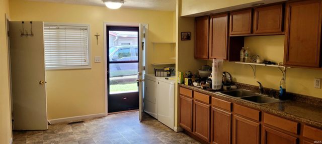 3127 Voll Lane, South Bend, IN 46615