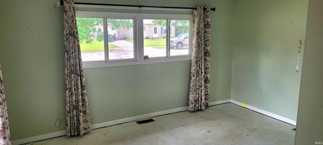 3127 Voll Lane, South Bend, IN 46615