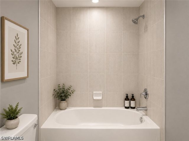 20230 Millrun DR, Estero, FL 33928