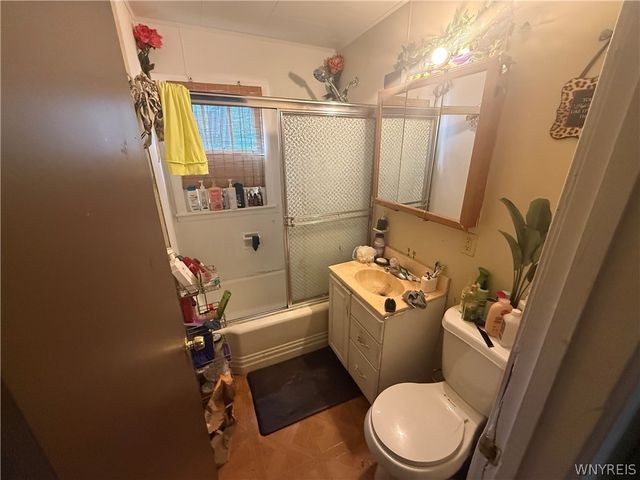 2769 Falls Street, Niagara Falls, NY 14303