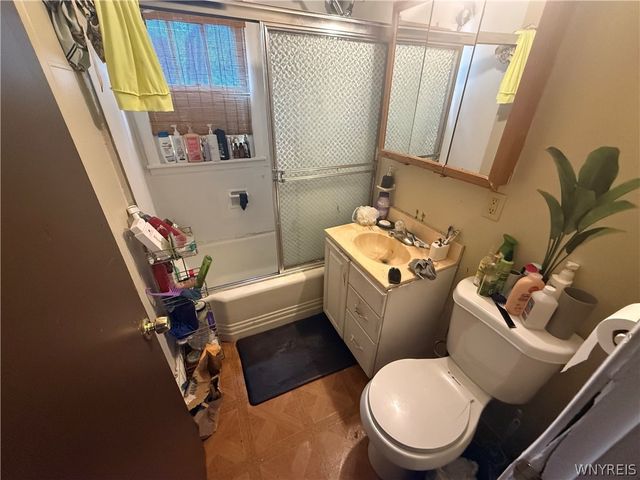 2769 Falls Street, Niagara Falls, NY 14303