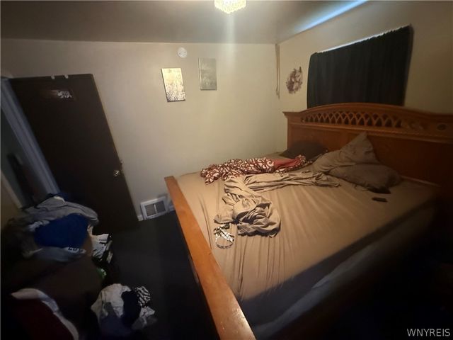 2769 Falls Street, Niagara Falls, NY 14303