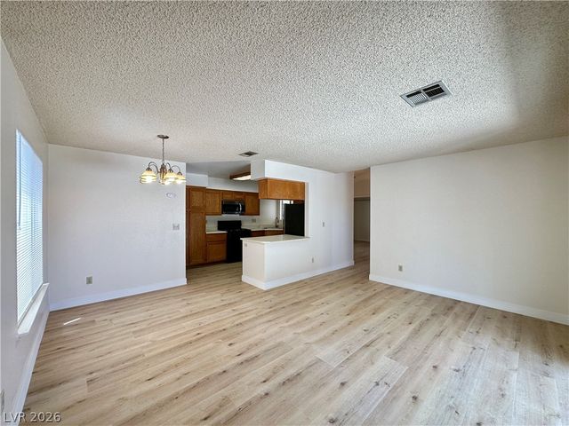 3124 Gentle Breeze Street, Las Vegas, NV 89108