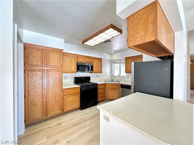 3124 Gentle Breeze Street, Las Vegas, NV 89108