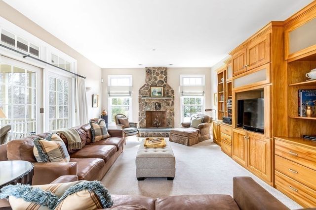 42 Ironworks Rd, Sudbury, MA 01776