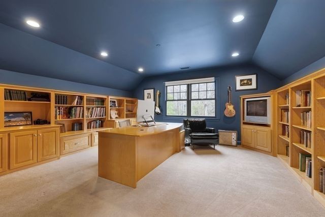 42 Ironworks Rd, Sudbury, MA 01776