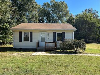 107 Pinewood Acres Drive, Greensboro, NC 27405