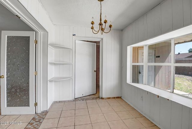 6433 W CATALINA Drive, Phoenix, AZ 85033