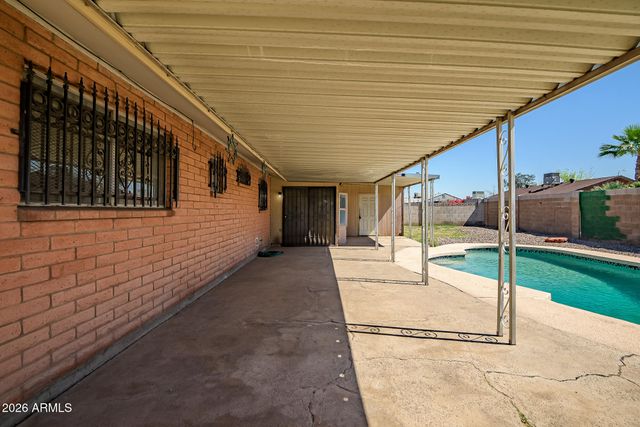 6433 W CATALINA Drive, Phoenix, AZ 85033