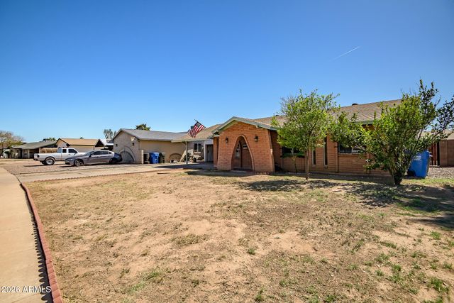 6433 W CATALINA Drive, Phoenix, AZ 85033