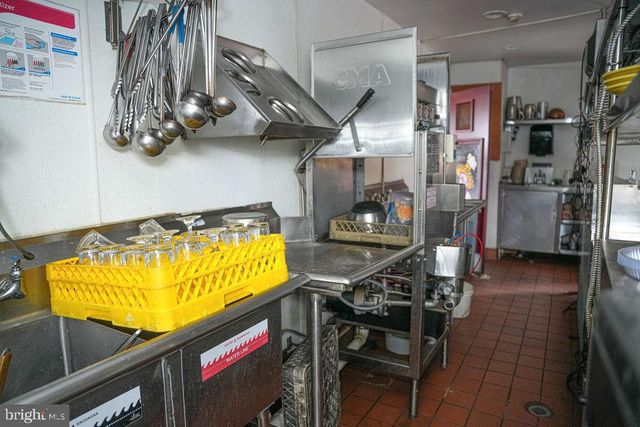 305 N MILL RD, Vineland, NJ 08360