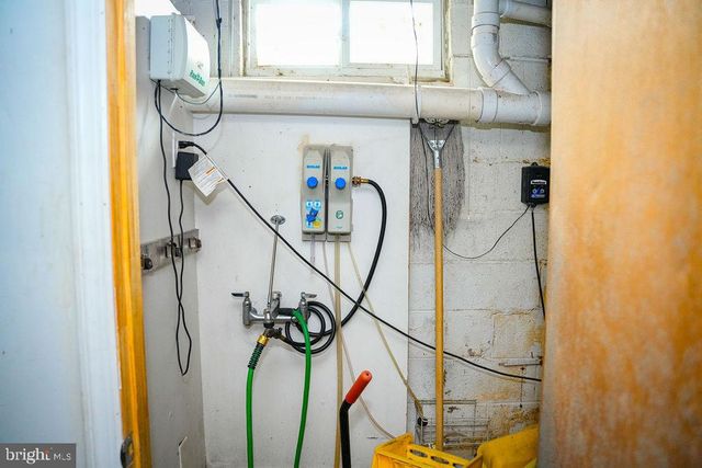 305 N MILL RD, Vineland, NJ 08360