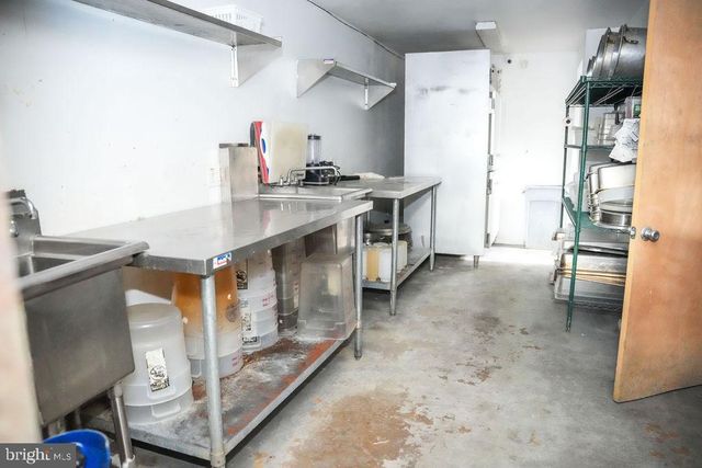 305 N MILL RD, Vineland, NJ 08360