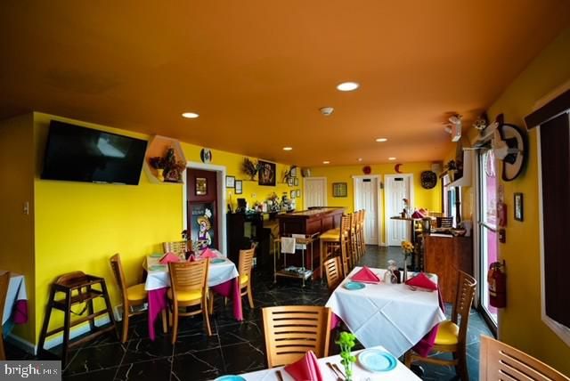 305 N MILL RD, Vineland, NJ 08360