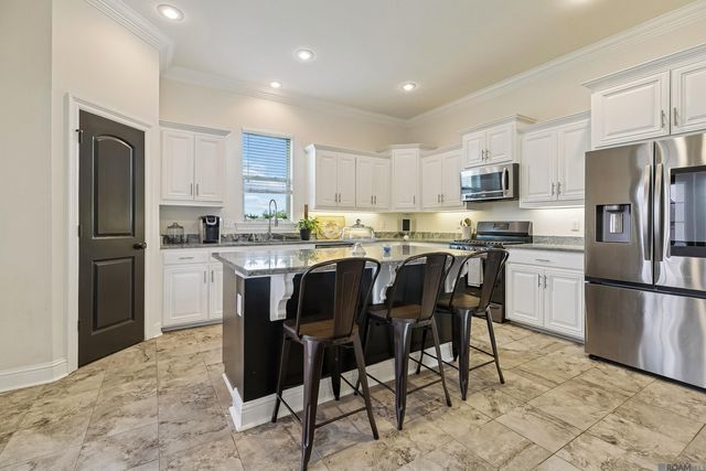 6692 Linwood Dr, Addis, LA 70710