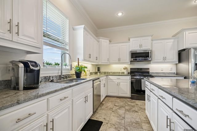 6692 Linwood Dr, Addis, LA 70710