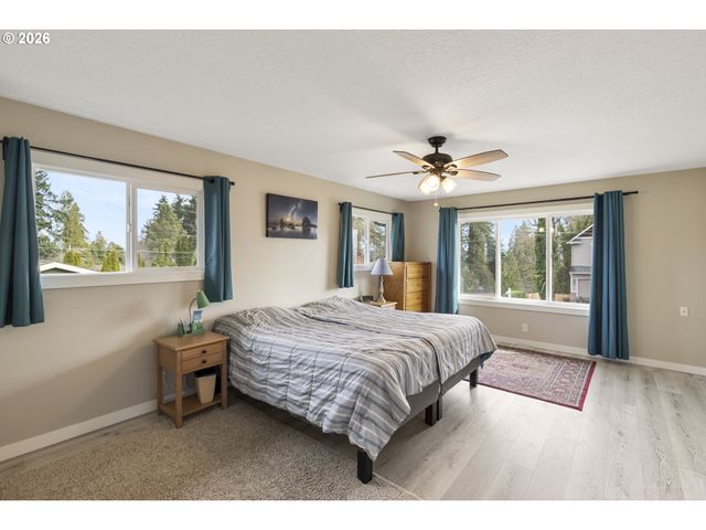 6352 CAUFIELD St, West Linn, OR 97068