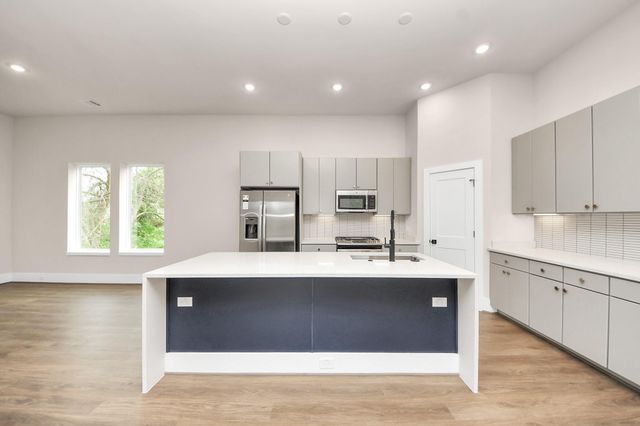 783 Mansfield Street, Houston, TX 77091