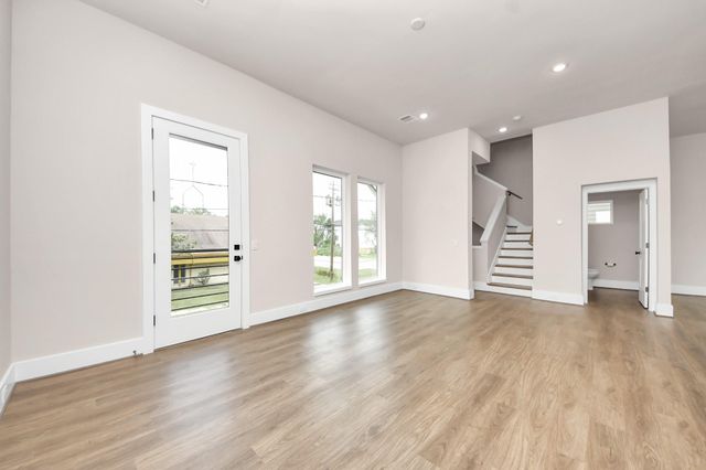 783 Mansfield Street, Houston, TX 77091