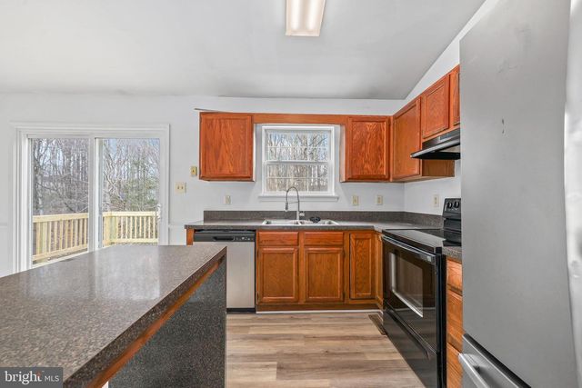 5707 STONE MEADOW DR, Fredericksburg, VA 22407