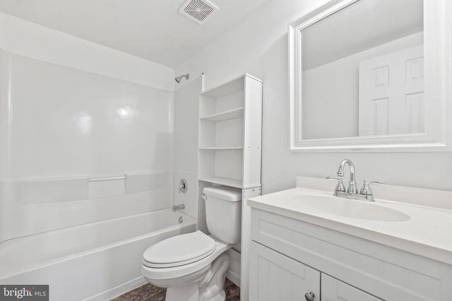 5707 STONE MEADOW DR, Fredericksburg, VA 22407