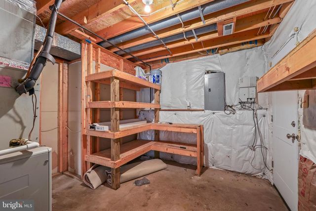 5707 STONE MEADOW DR, Fredericksburg, VA 22407