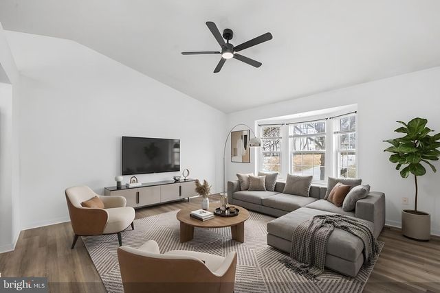 5707 STONE MEADOW DR, Fredericksburg, VA 22407